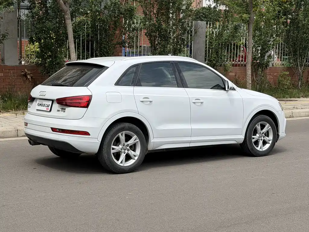 Audi Q3 2017 — фото 6