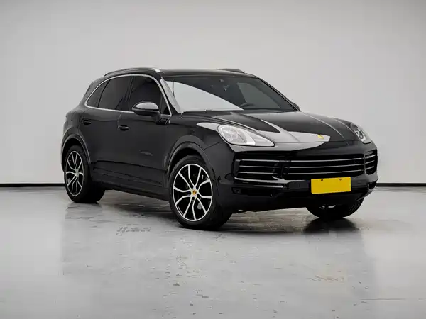 Porsche Cayenne 2021