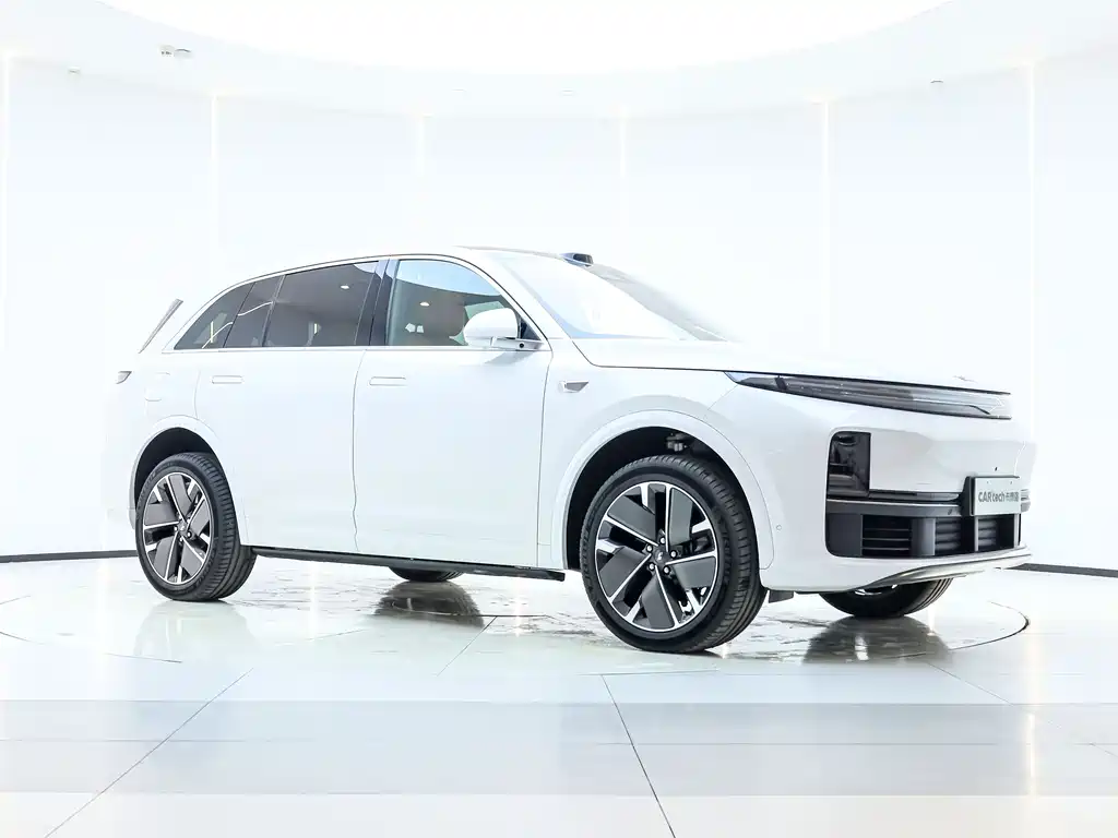 Li Auto Li L7 2025