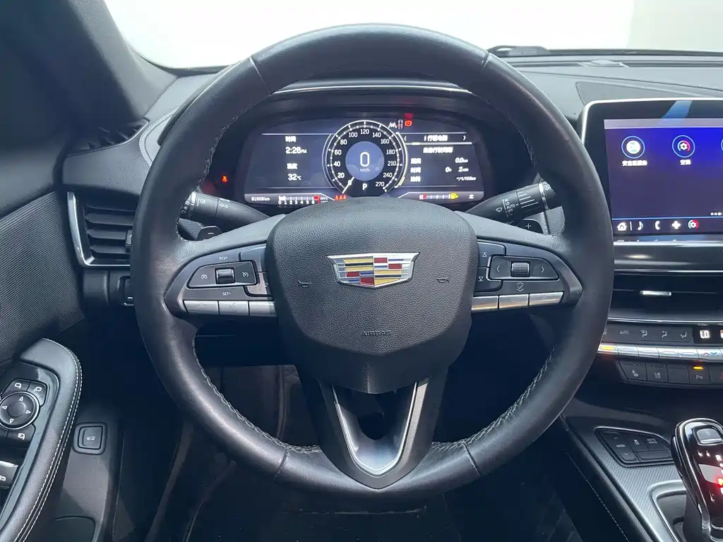 Cadillac CT5 2023 — фото 18
