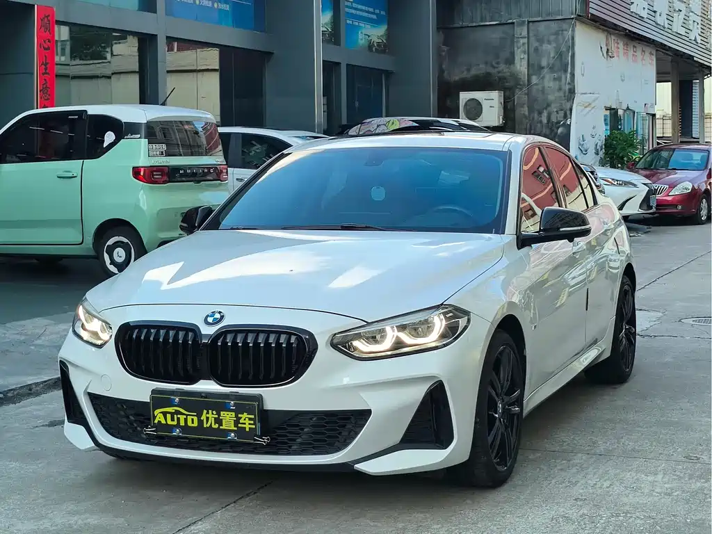 BMW 1 Series 2023