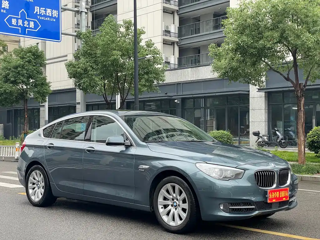BMW 5 Series GT 2012 — фото 3