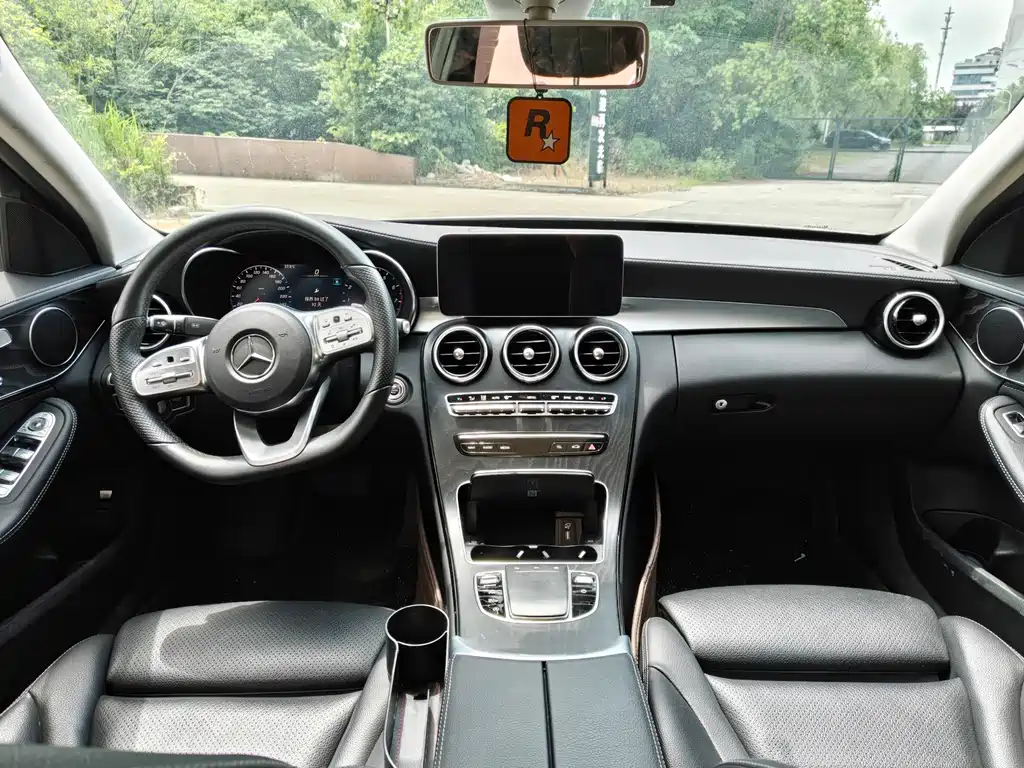 Mercedes-Benz C-Class 2020 — фото 11