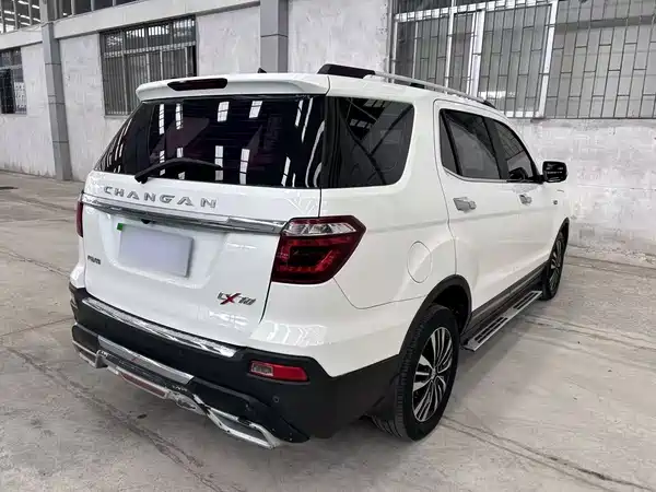 Changan Auchan CX70 2017