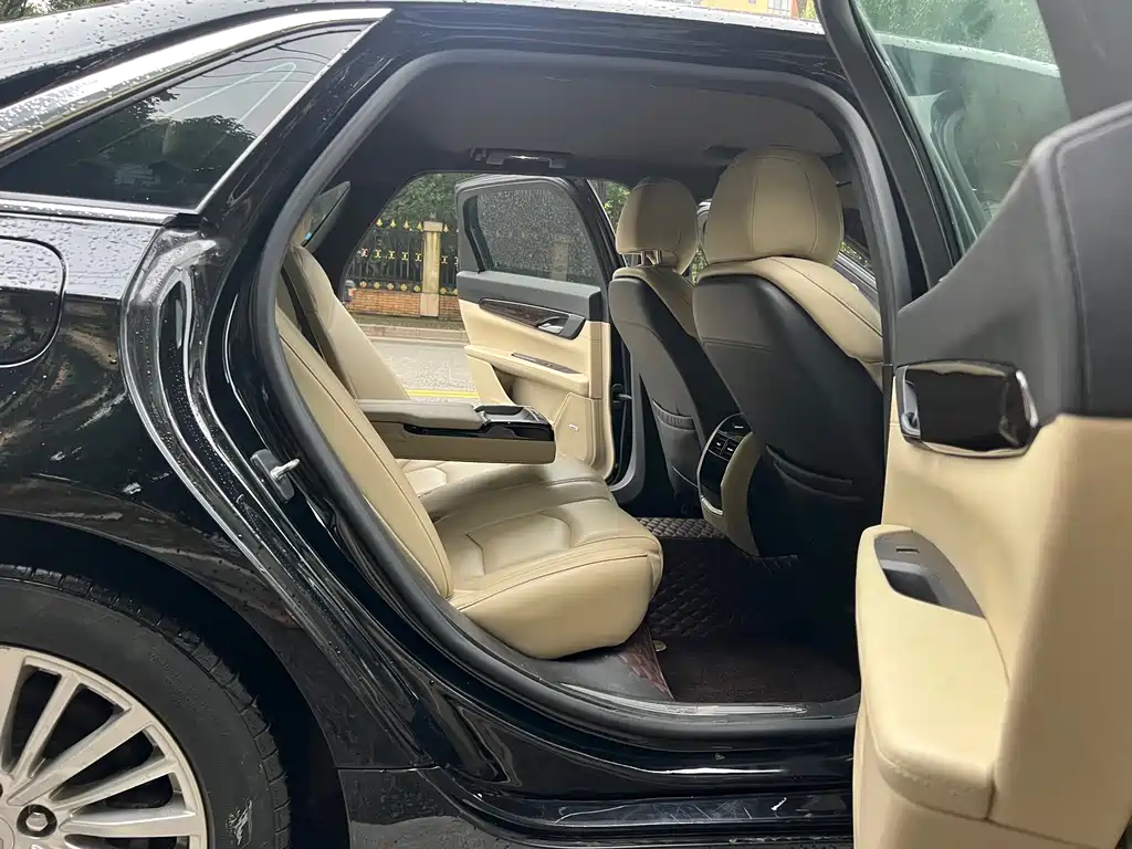 Cadillac CT6 2021 — фото 19