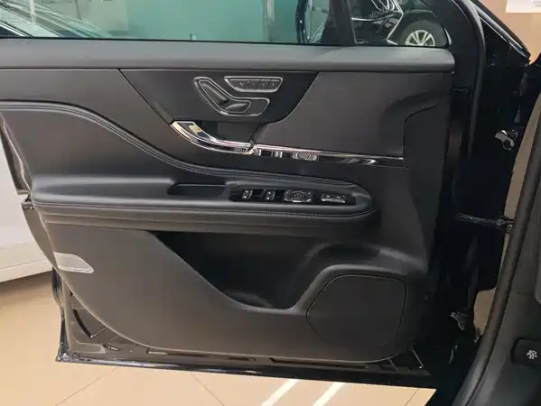 Lincoln Corsair 2022