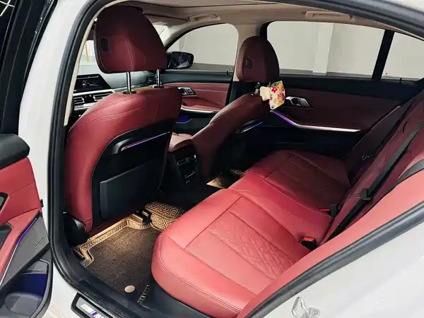 BMW 3 Series 2022