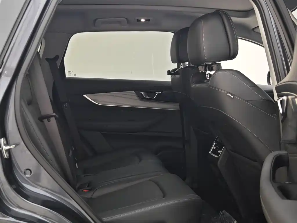 Chery Tiggo 8 PLUS 2023 — фото 27