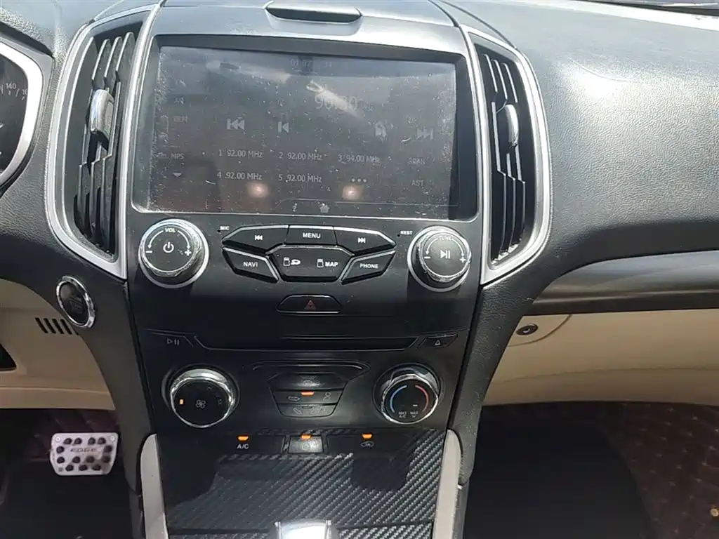 Ford Edge 2015 — фото 13