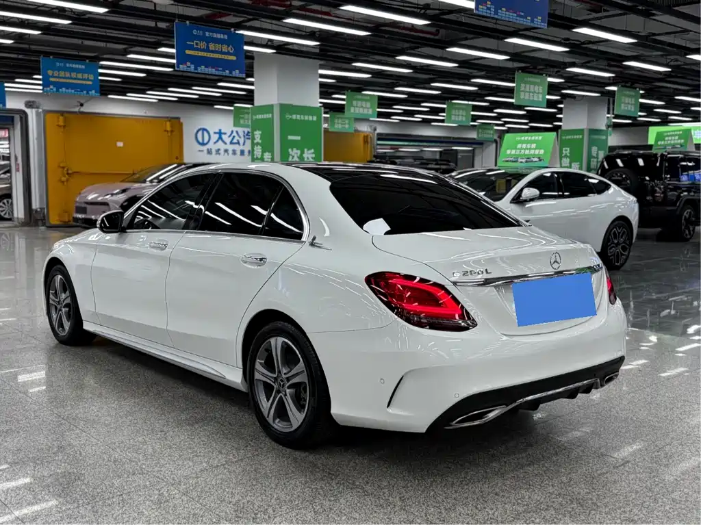 Mercedes-Benz C-Class 2019