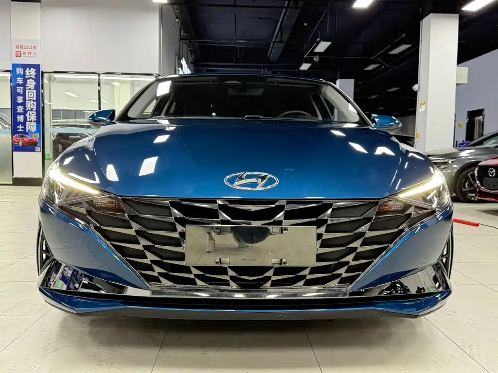 Hyundai Elantra 2021