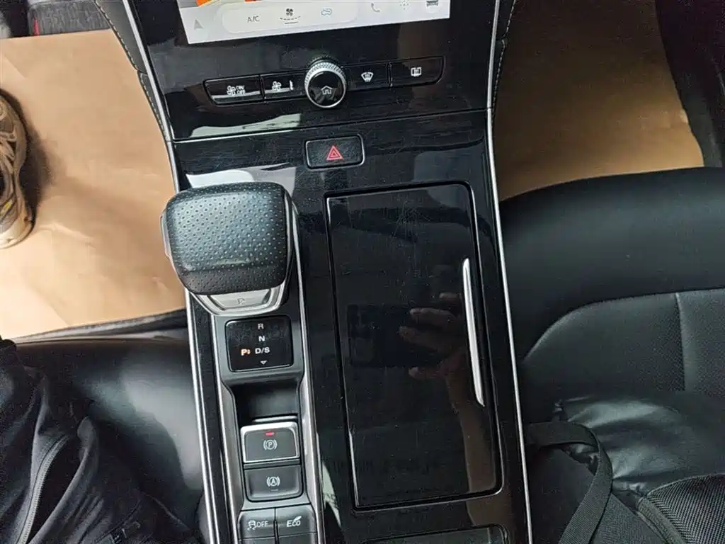 Roewe i6 MAX 2021 — фото 14