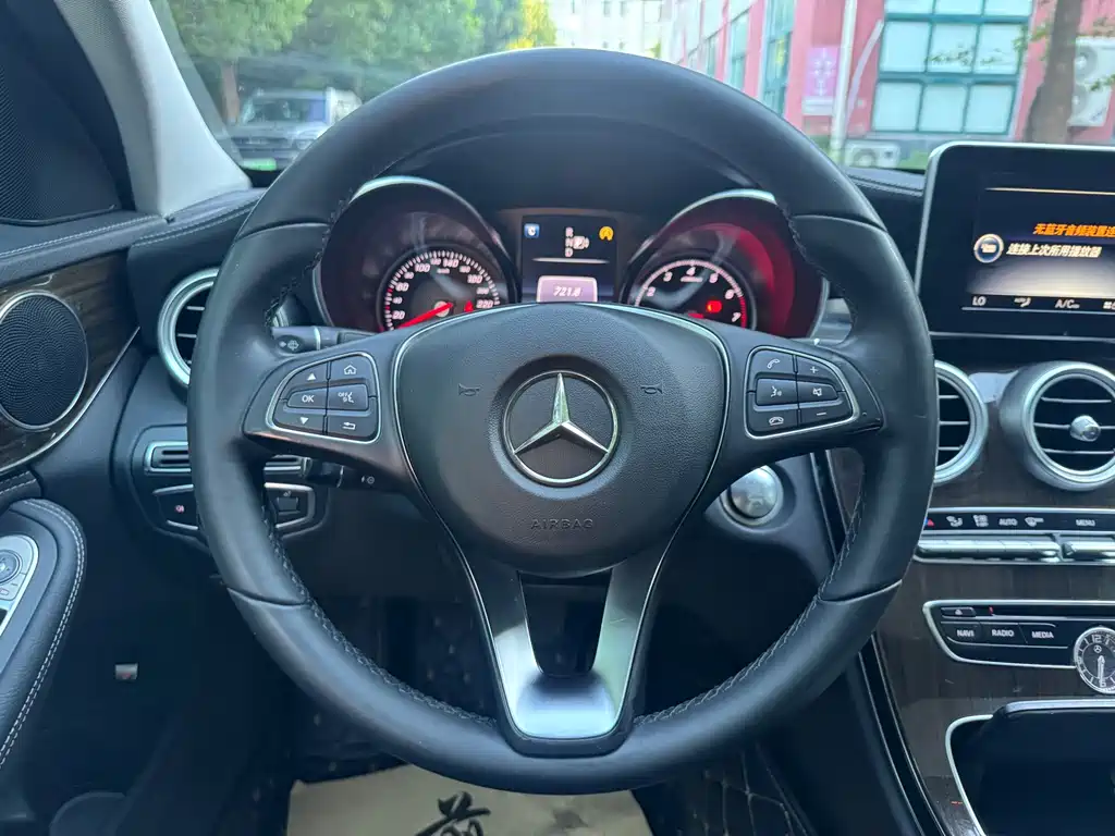 Mercedes-Benz C-Class 2015 — фото 8