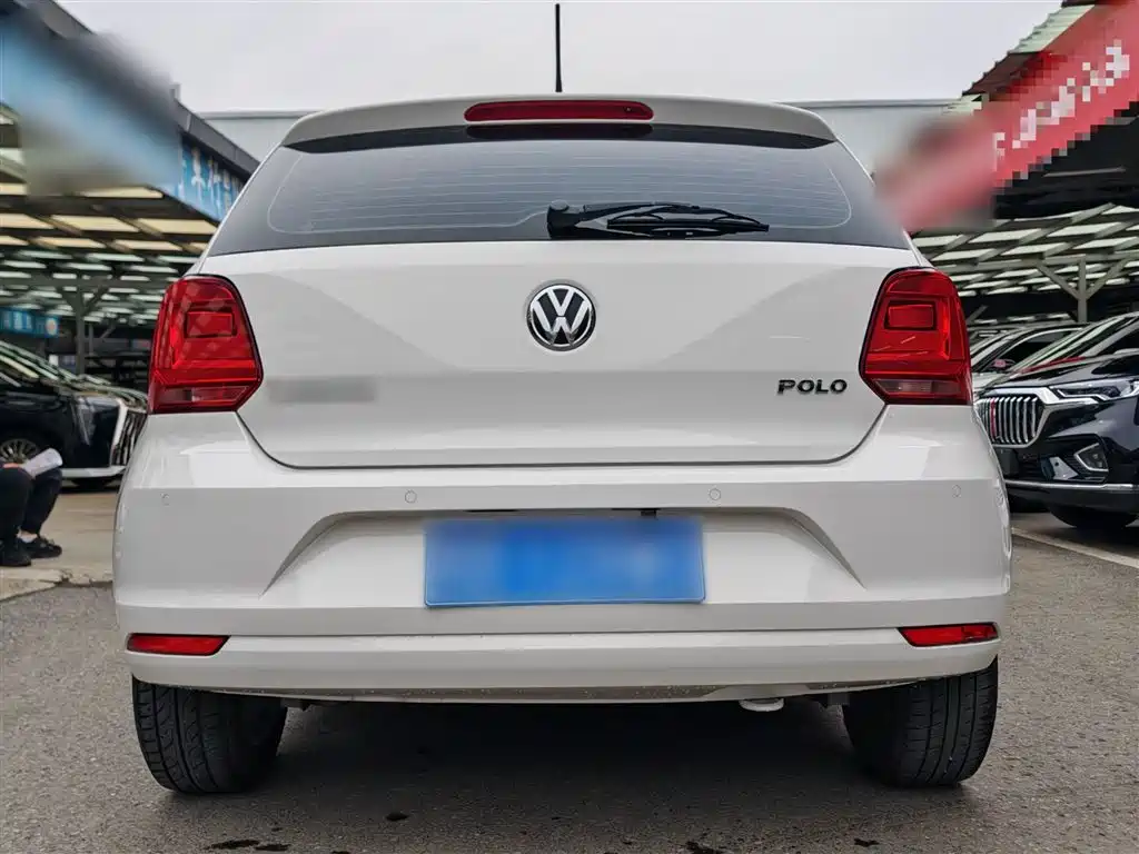 Volkswagen Polo 2016 — фото 8