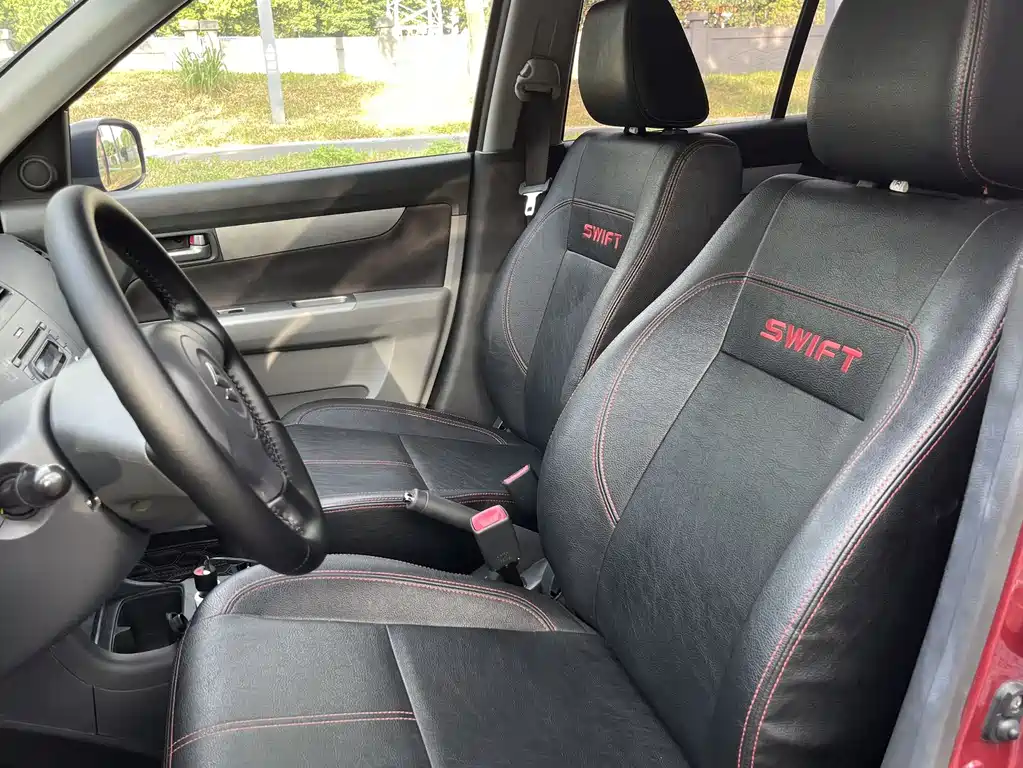 Suzuki Swift 2018 — фото 10