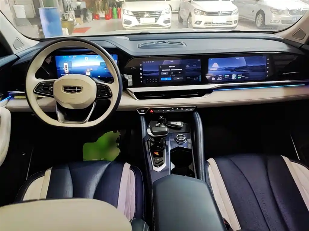 Geely Xingyue L 2023 — фото 10