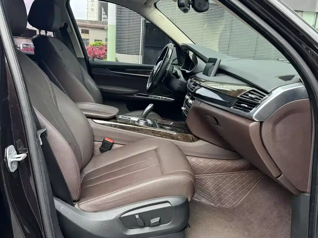 BMW X5 2017 — фото 15