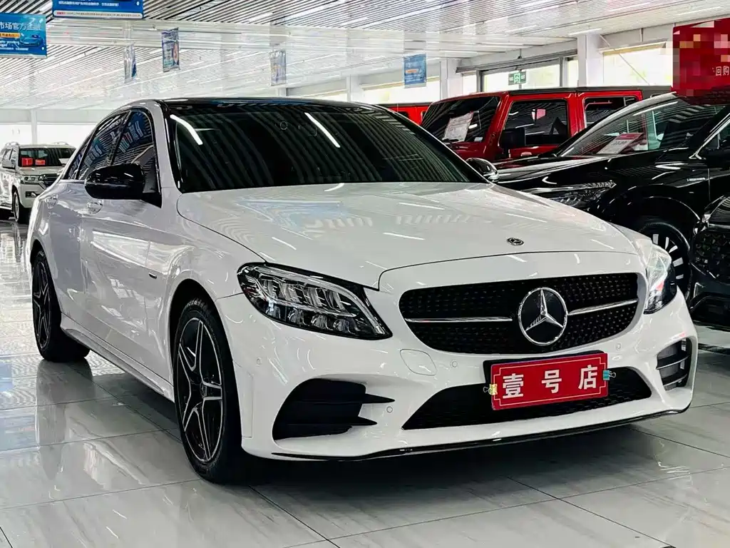 Mercedes-Benz C-Class 2021