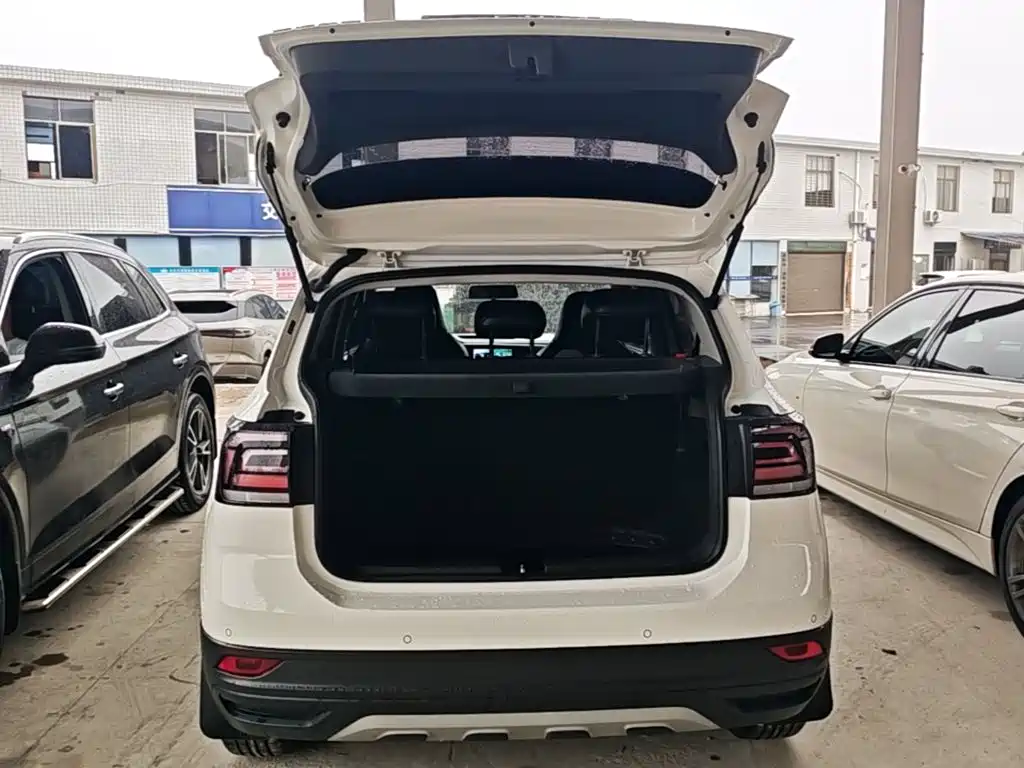 Volkswagen T-Cross 2021 — фото 19