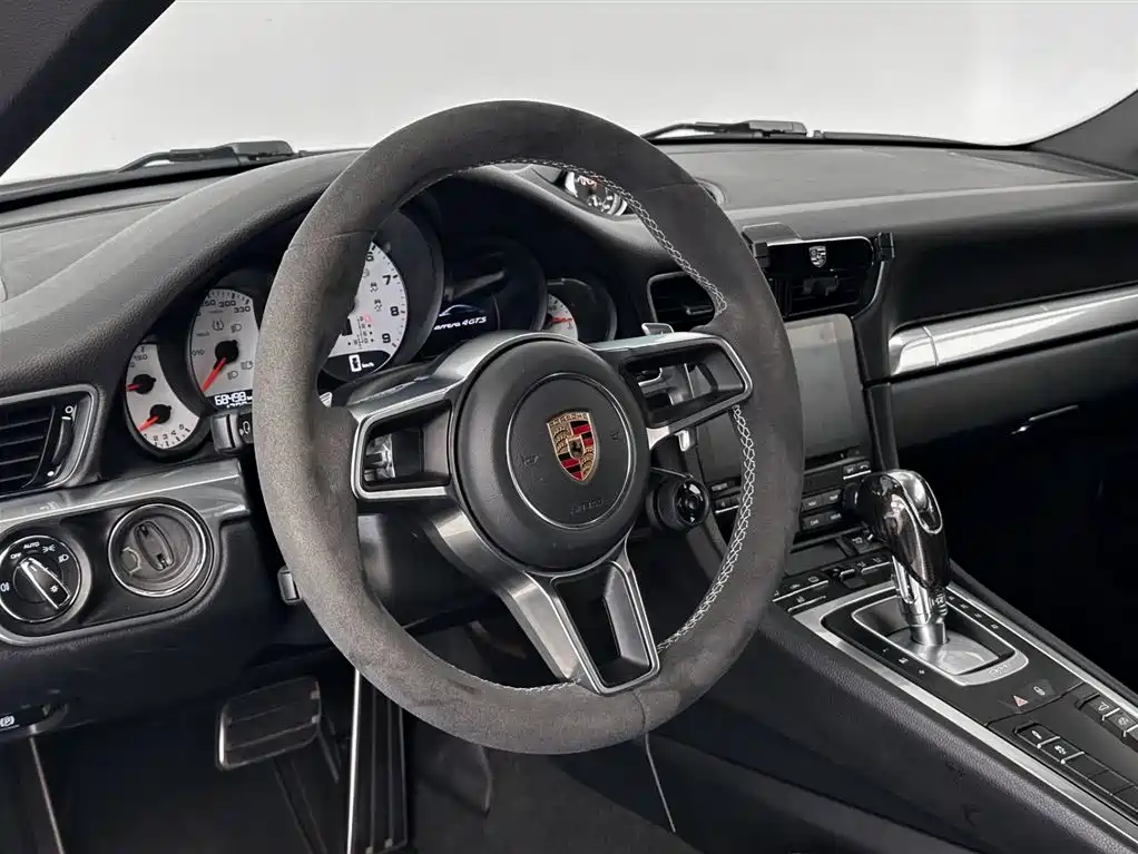 Porsche 911 2017 — фото 11