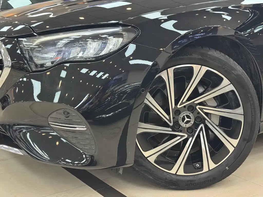 Mercedes-Benz E-Class 2026