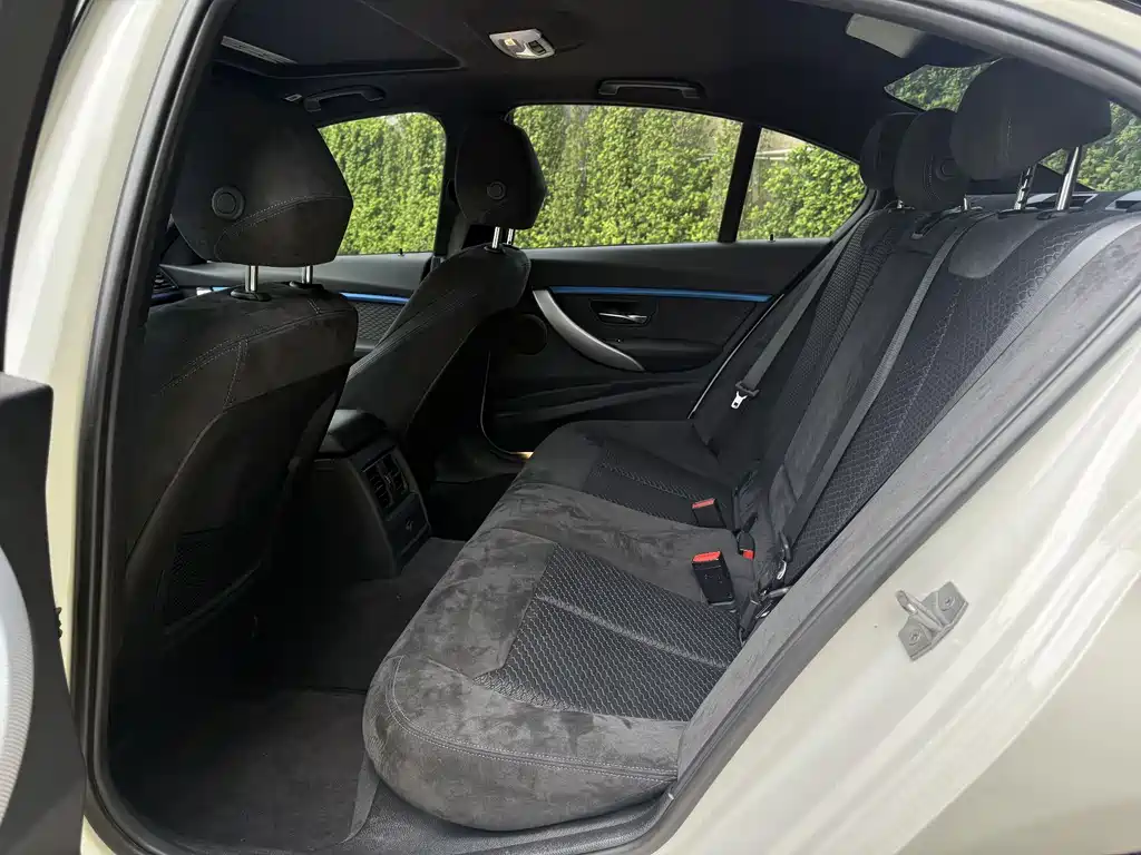 BMW 3 Series 2018