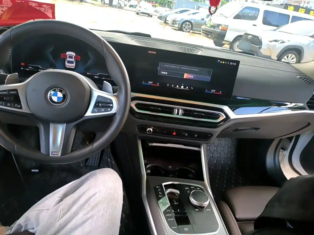 BMW 3 Series 2024 — фото 10
