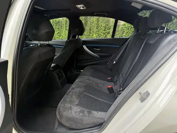 BMW 3 Series 2018