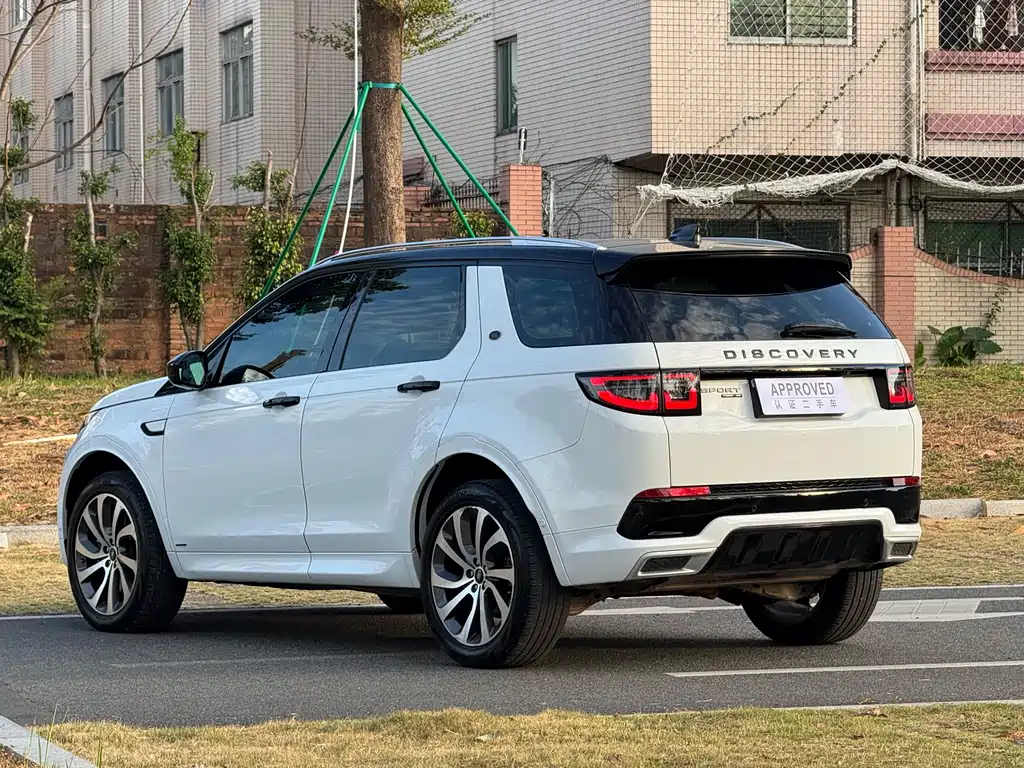 Land Rover Discovery Sport 2020 — фото 7