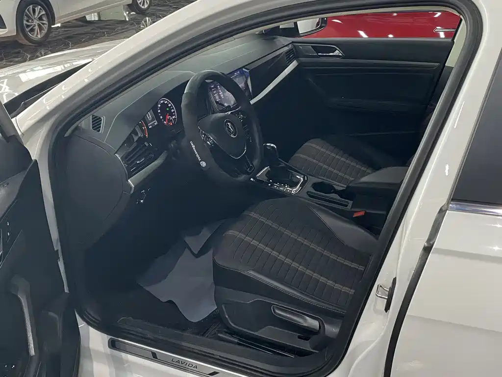 Volkswagen Lavida 2021