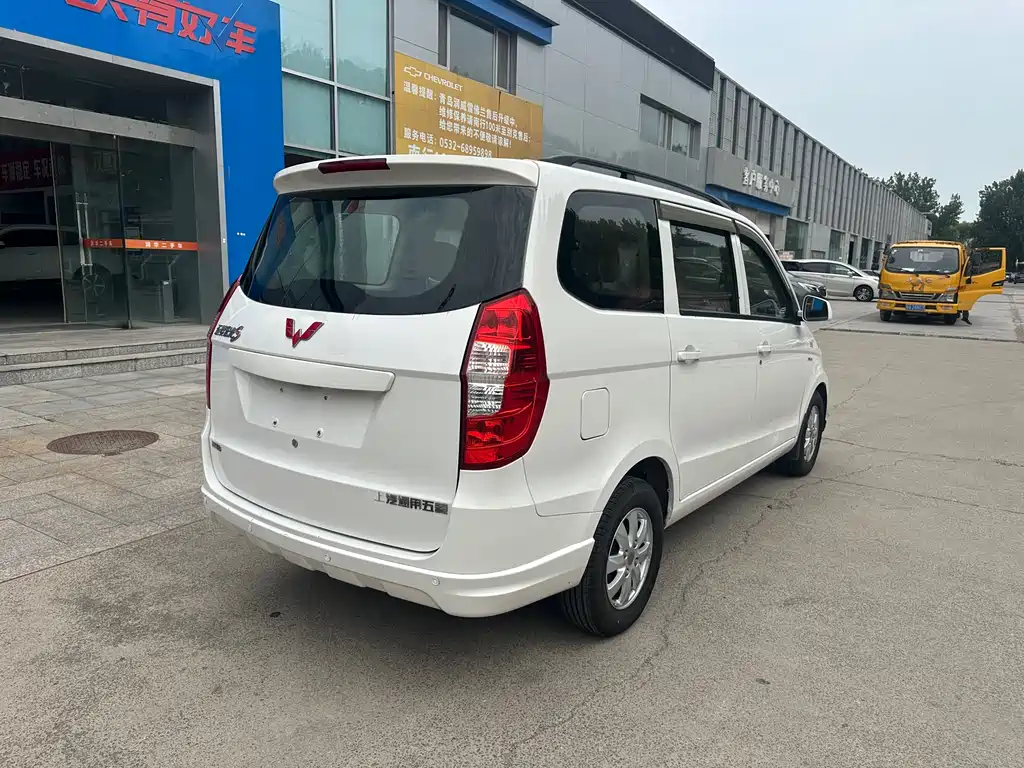 Wuling Hongguang 2018 — фото 6