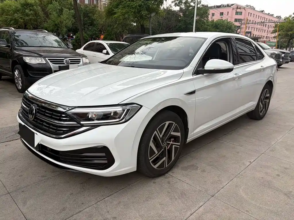 Volkswagen Sagitar 2023