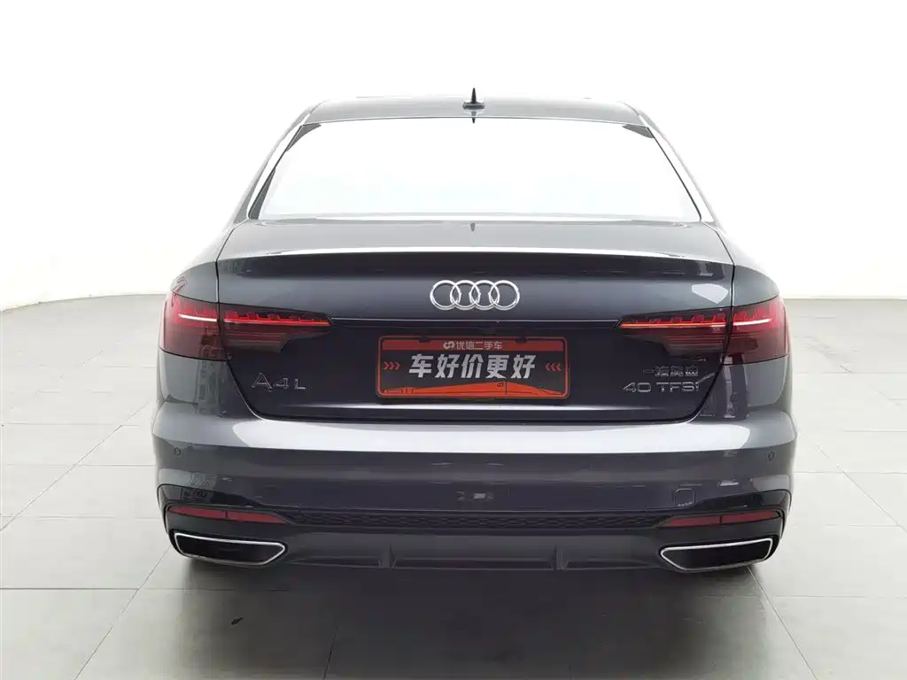 Audi A4L 2022 — фото 4