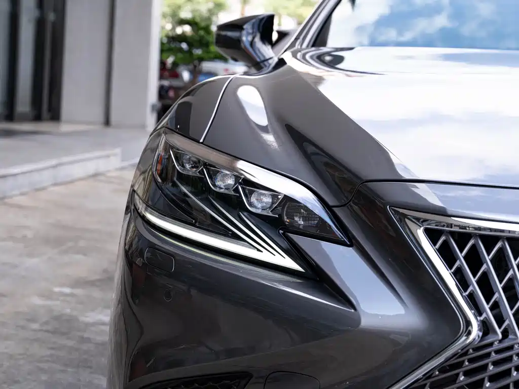 Lexus LS 2020