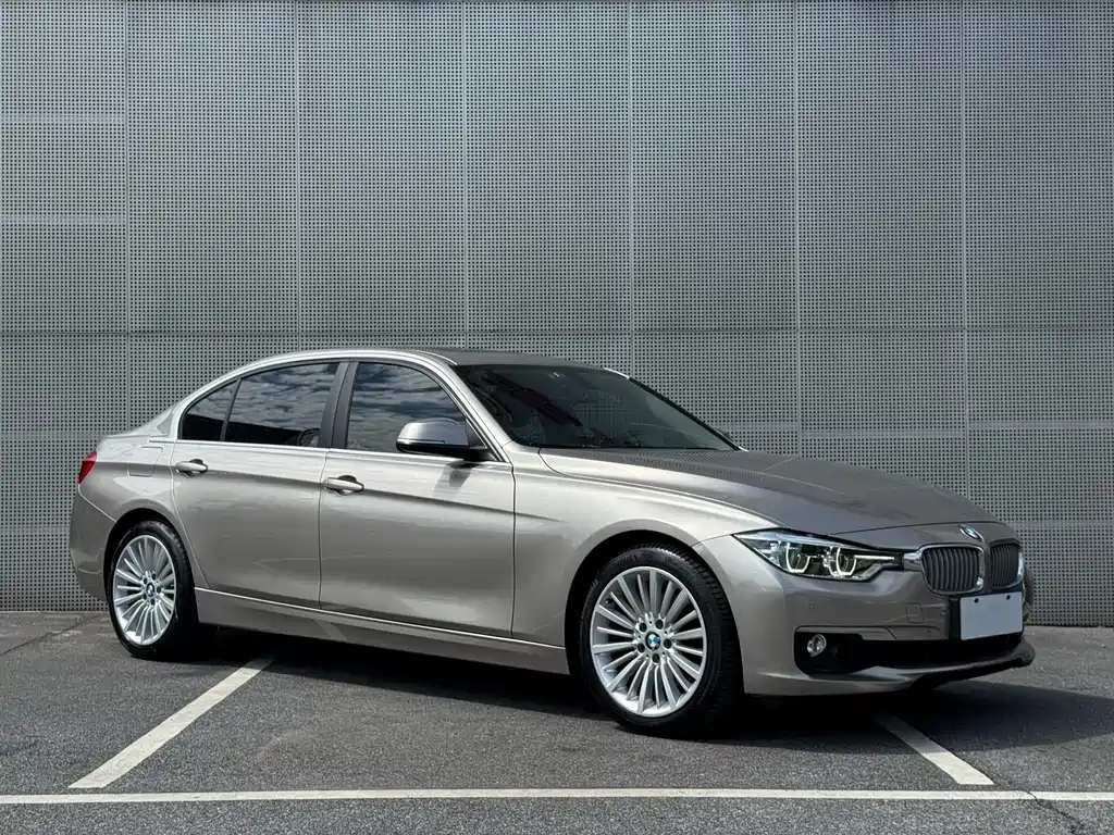 BMW 3 Series 2018 — фото 3