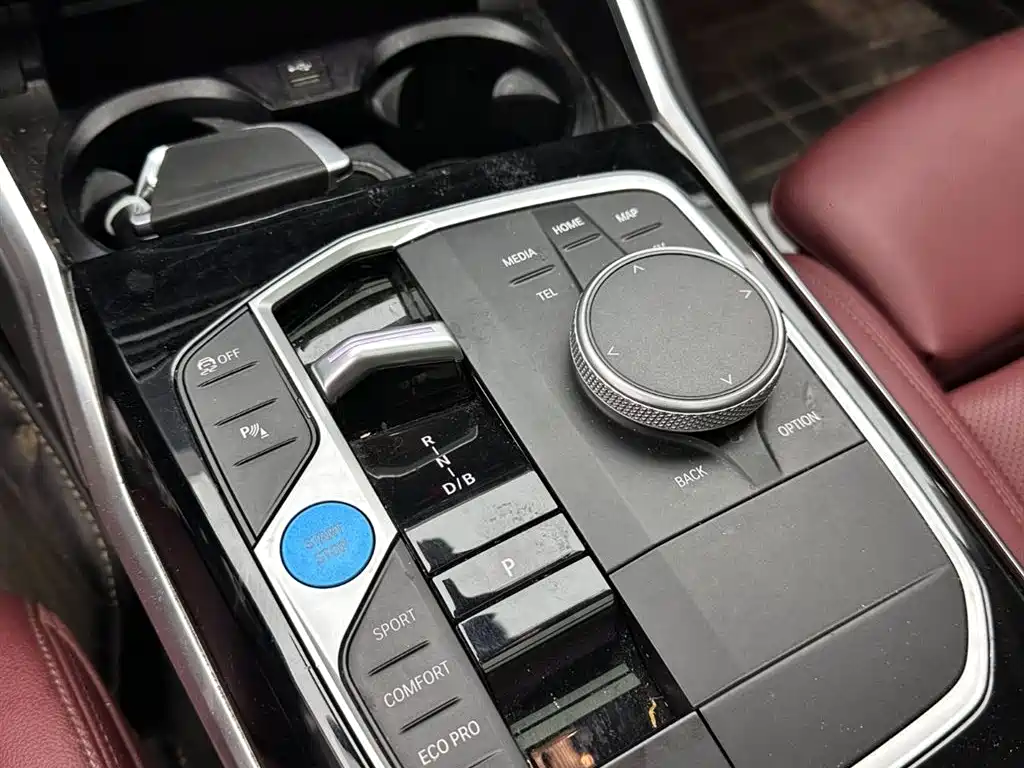 BMW i3 2023 — фото 15