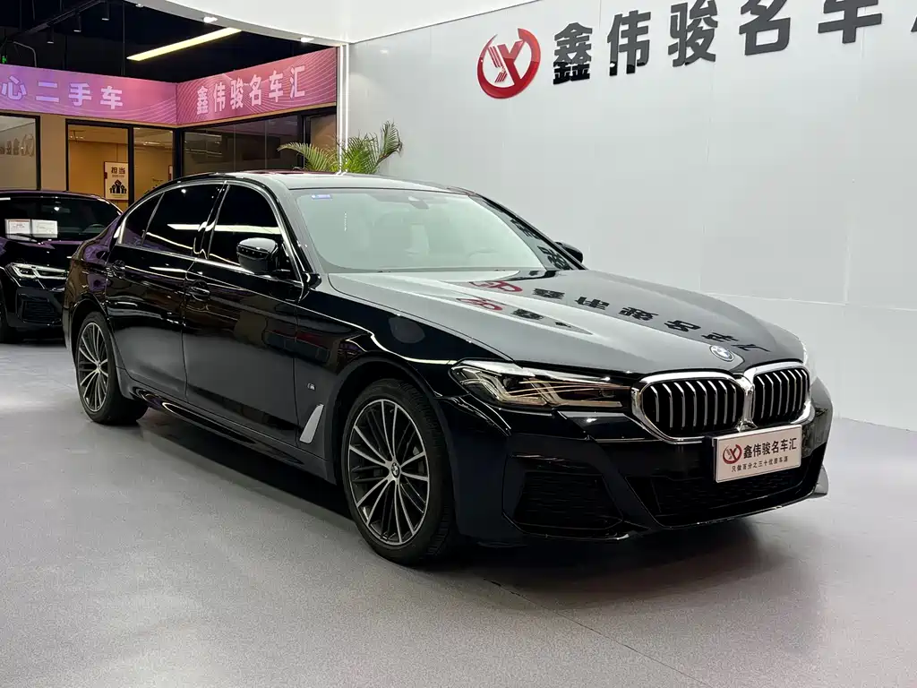 BMW 5 Series 2023