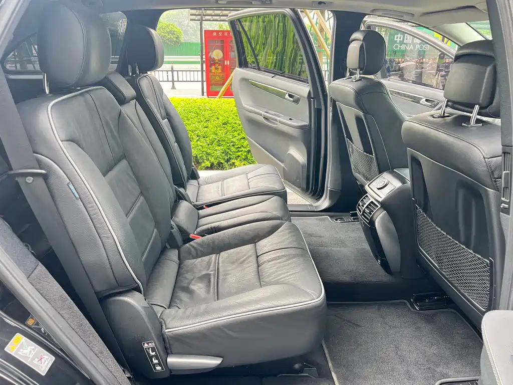 Mercedes-Benz R-Class 2017 — фото 15