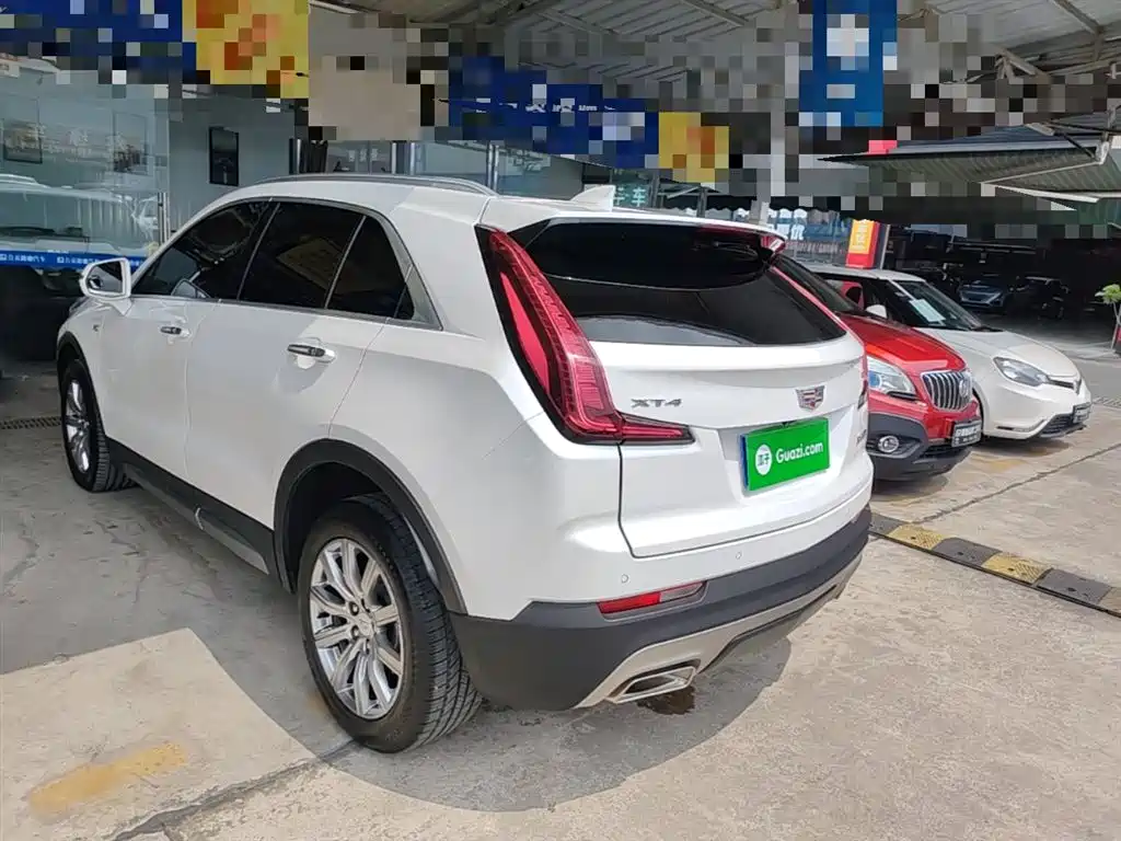 Cadillac XT4 2018 — фото 5