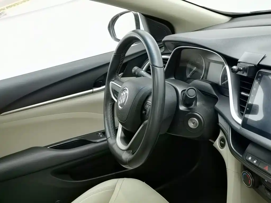 Buick Excelle 2018 — фото 22