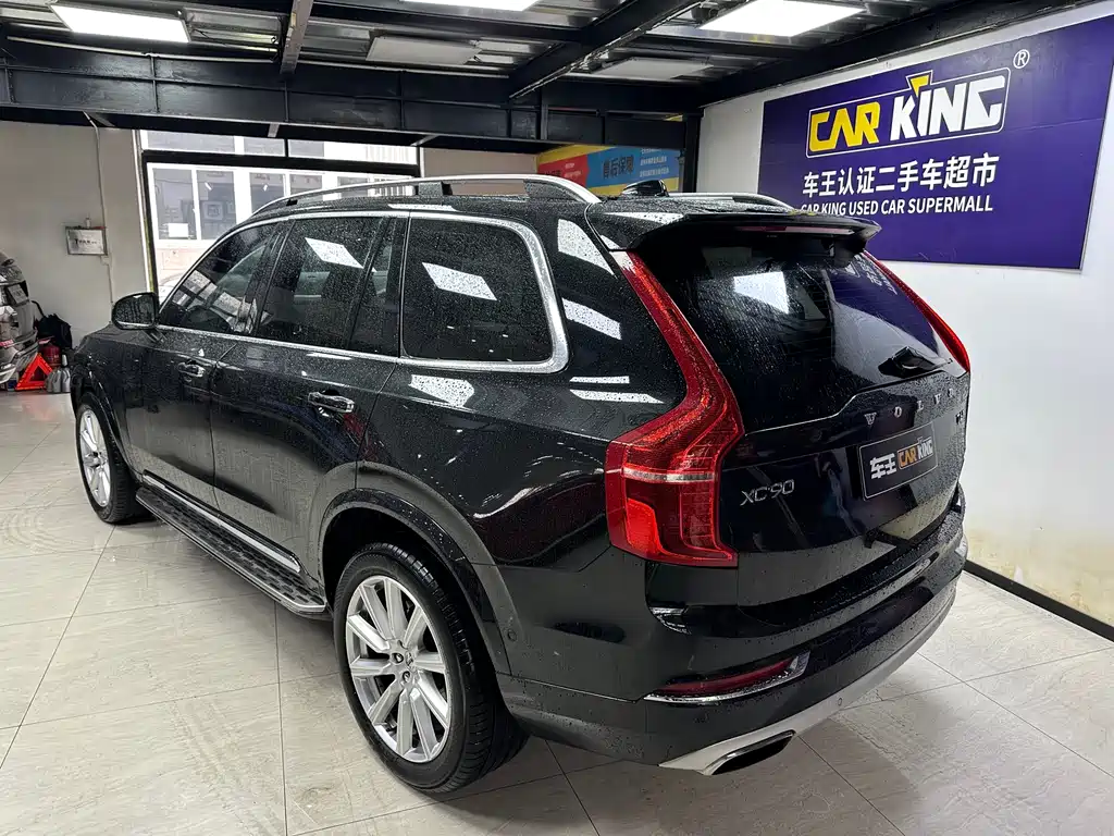 Volvo XC90 2017 — фото 18