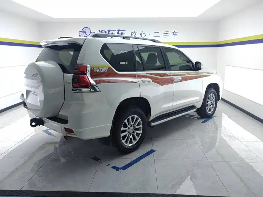 Toyota Prado 2019 — фото 3