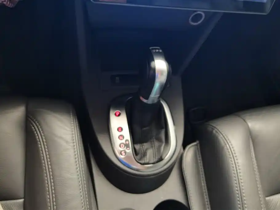 Volkswagen Touran 2015 — фото 16