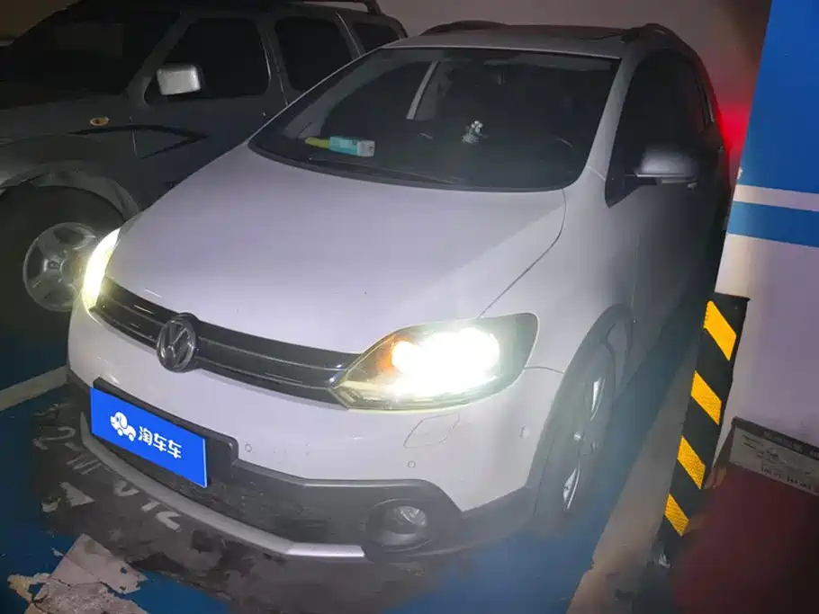 Volkswagen Golf 2014