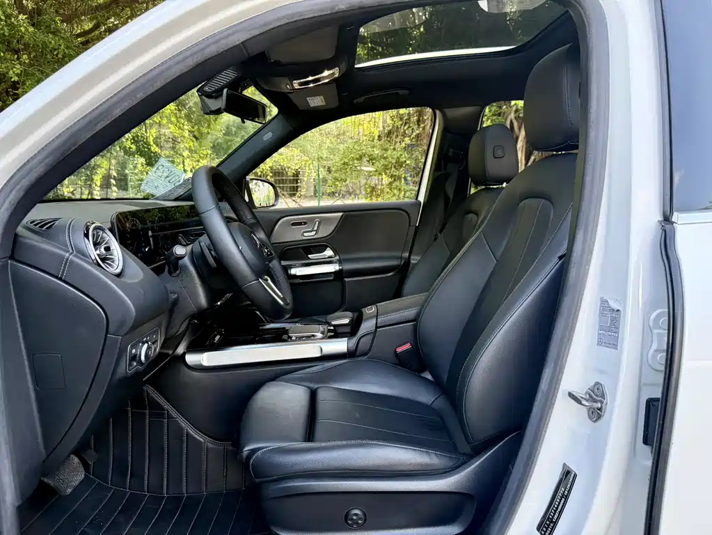 Mercedes-Benz GLB 2020