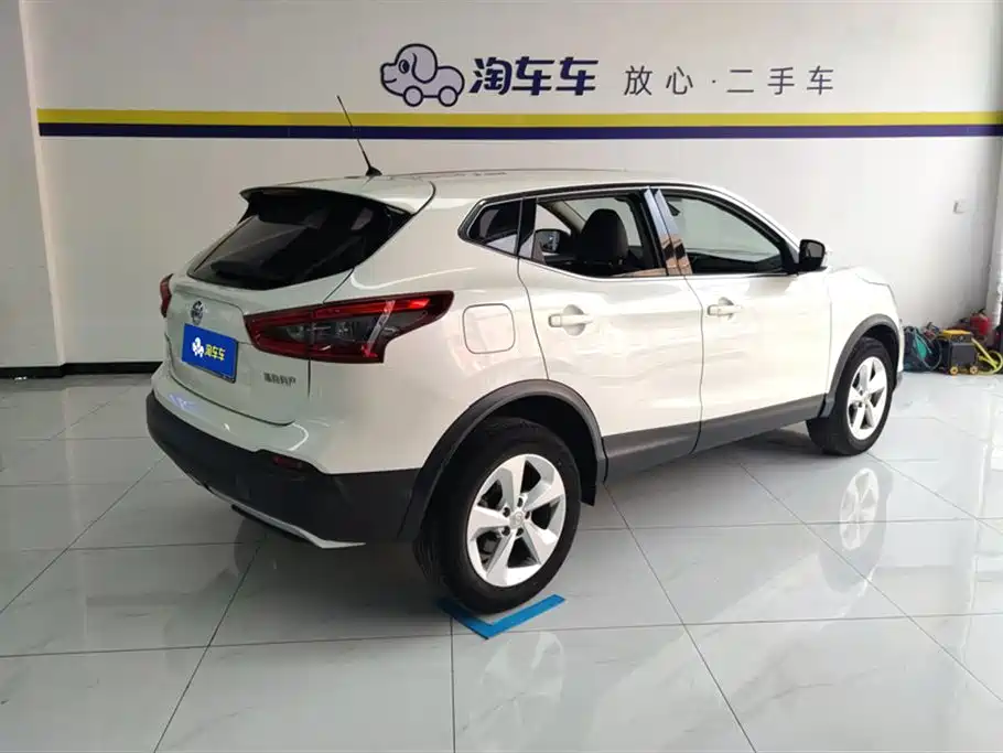 Nissan Qashqai 2022 — фото 3