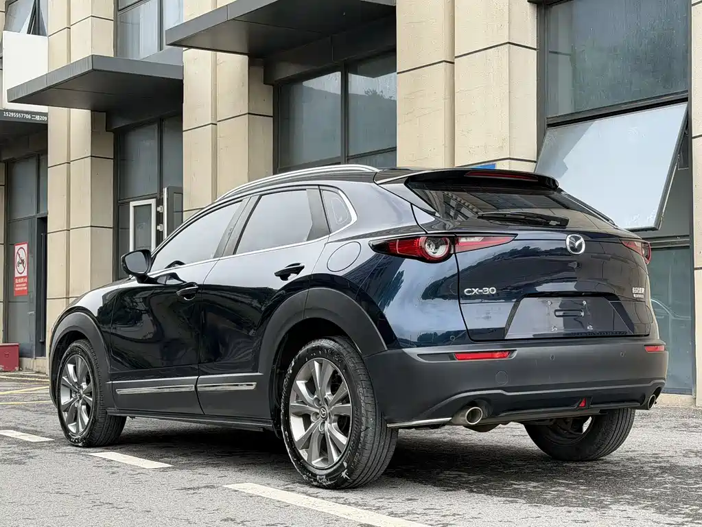 Mazda CX-30 2021 — фото 17