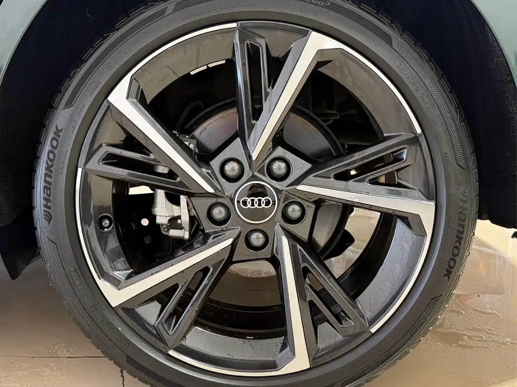 Audi A3 2023 — фото 28