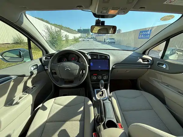 Citroën C4L 2015
