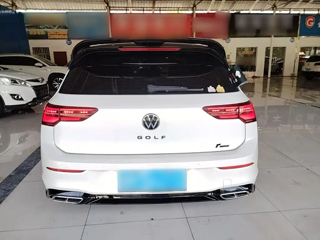 Volkswagen Golf 2021